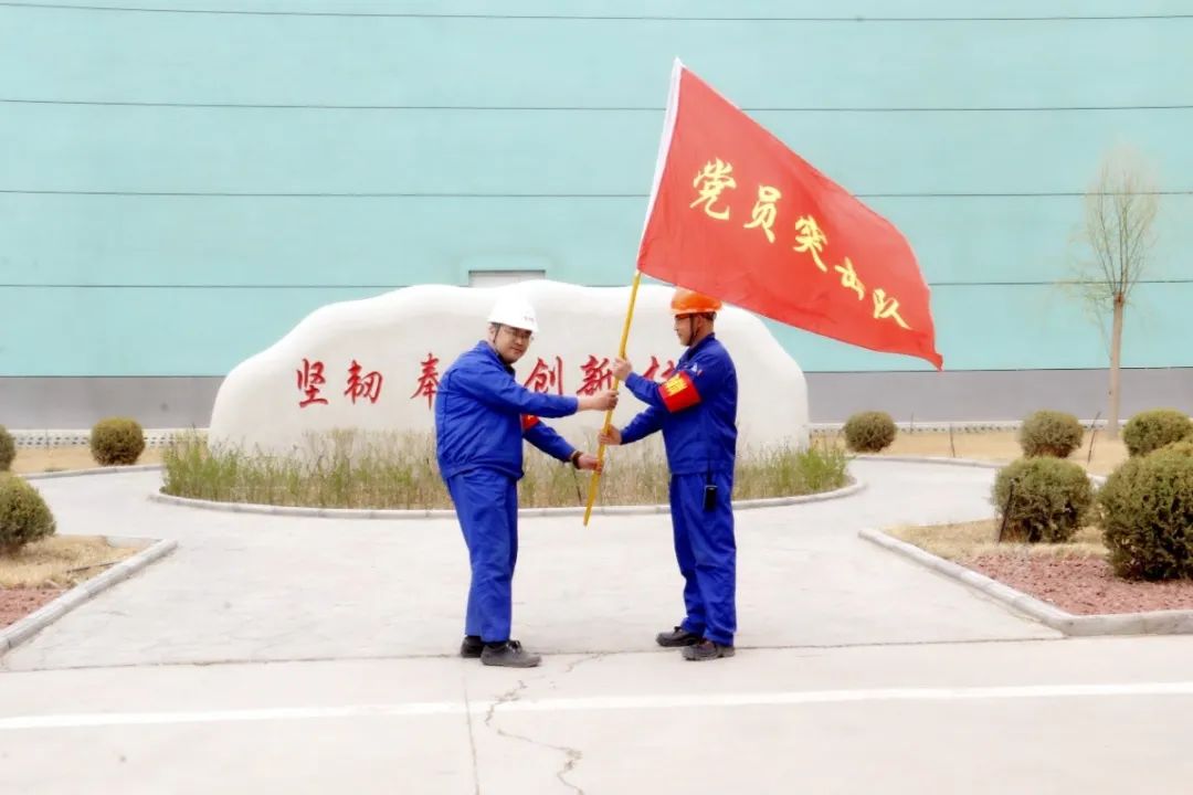 1712558310185984.jpg 8b61a982ed022040d6fd3c24eefd82ed.jpg